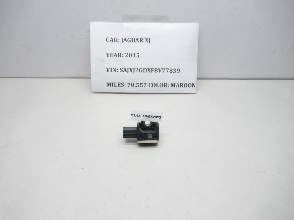 2010-2017 Jaguar XJ Impact Sensor 8V4T-14B006-AA OEM