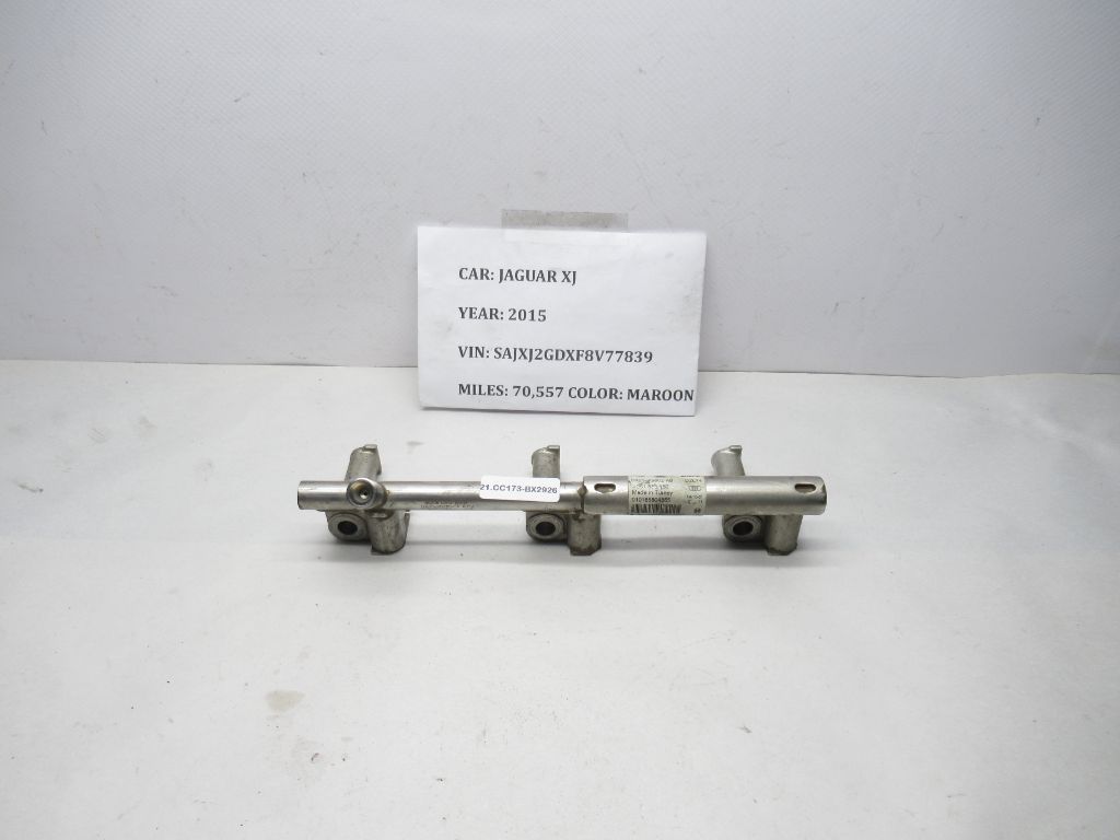 2013-2019 Jaguar XJ Engine Fuel Injection Rail DX23-9G802-AB OEM