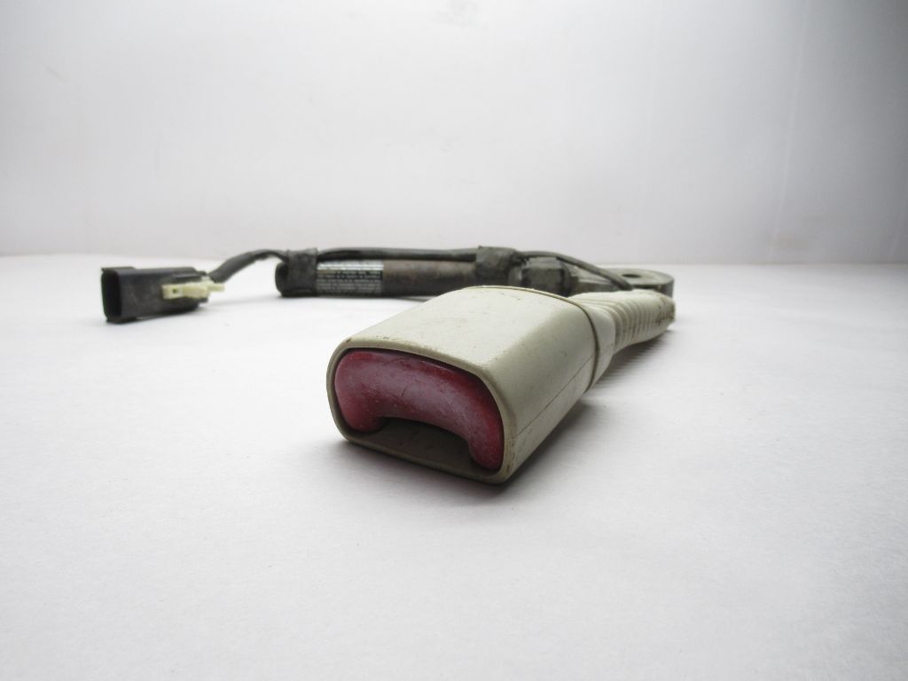 2009-2010 Lincoln MKS Seat Belt Buckle Left Side 8A5Z5461203 OEM