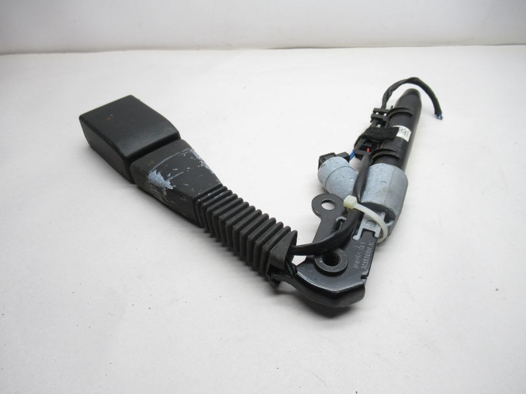 2010-2014 BMW X6 Front Left Seat Belt Buckle & Tensioner 7295963 OEM