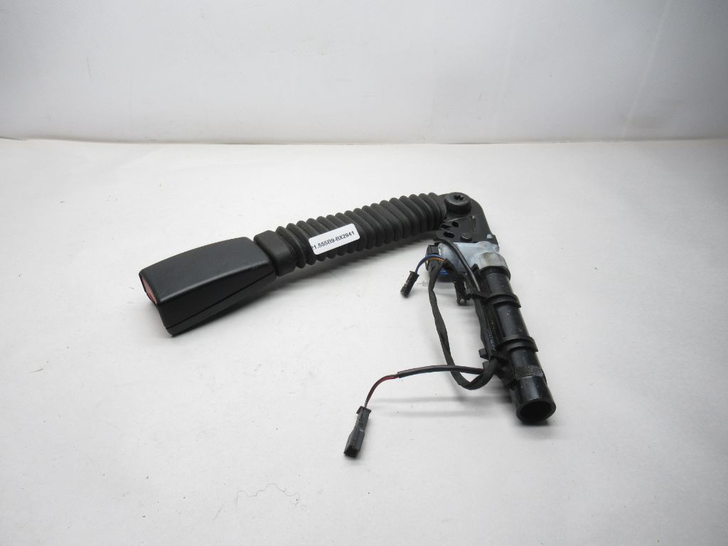 2013-2015 BMW 750Li Front Seat Belt Buckle Tensioner 624082000 OEM