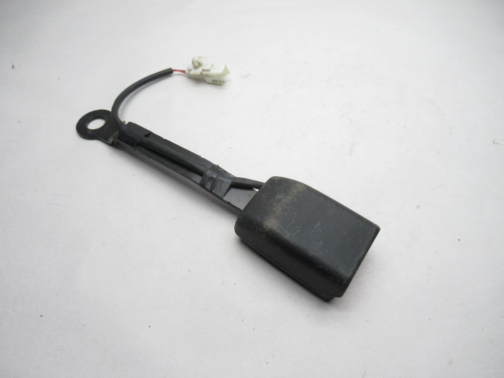 2014-2015 MAZDA CX-5 Right Front Seat Belt Bucket Seat Buckle KDY557620B OEM