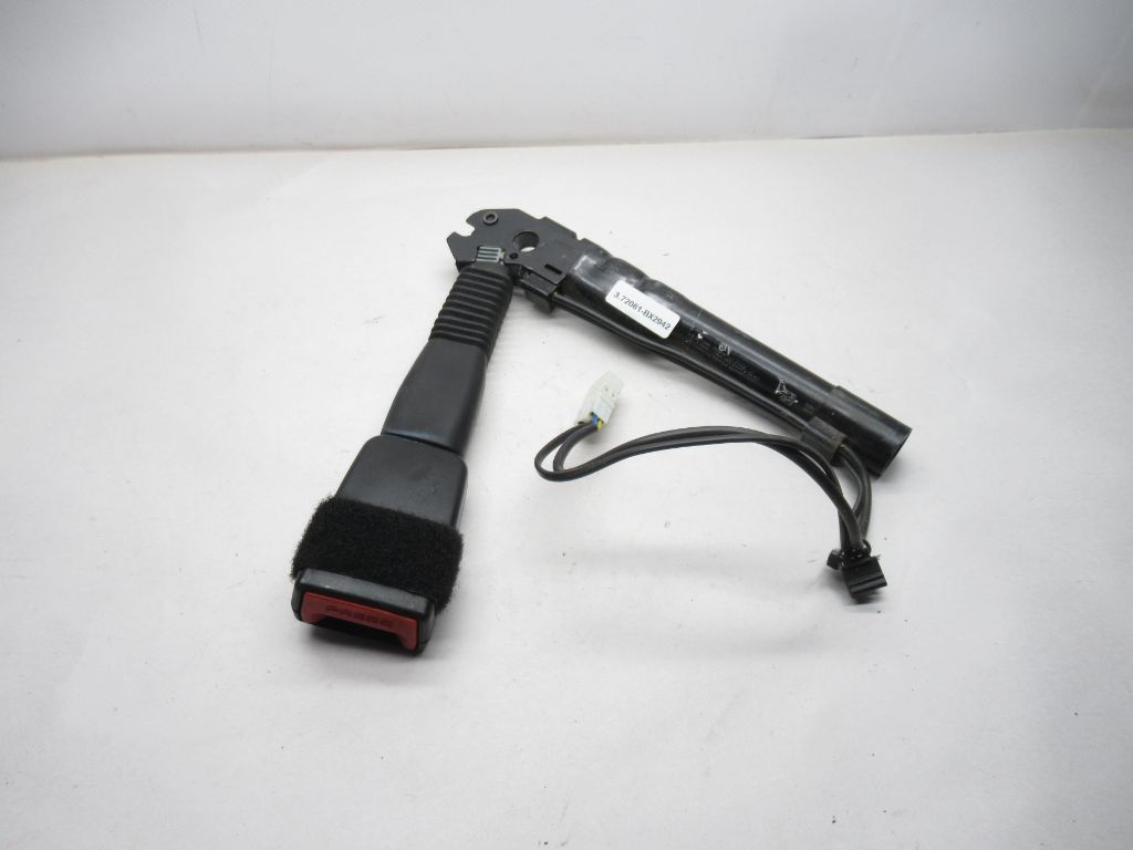 2013-2018 BMW 328I F30 F31 F36 Front Right Seat Buckle 725938802 OEM