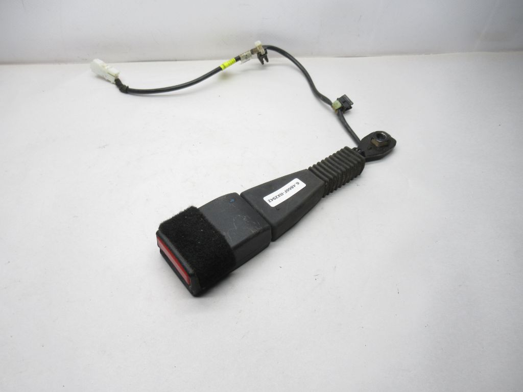 2011-2017 BMW X3 Drivers Left Front Seat Belt Buckle 7394926 01 OEM