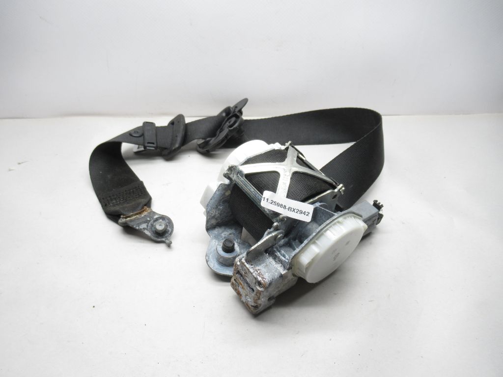 2012-2018 BMW 320i 328i Front Right Retractor Seat Belt 34107541D OEM