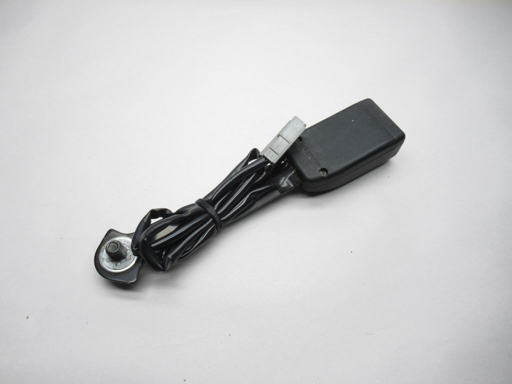 2007-2009 Mazda 3 Front Seat Belt Buckle 6064099A OEM