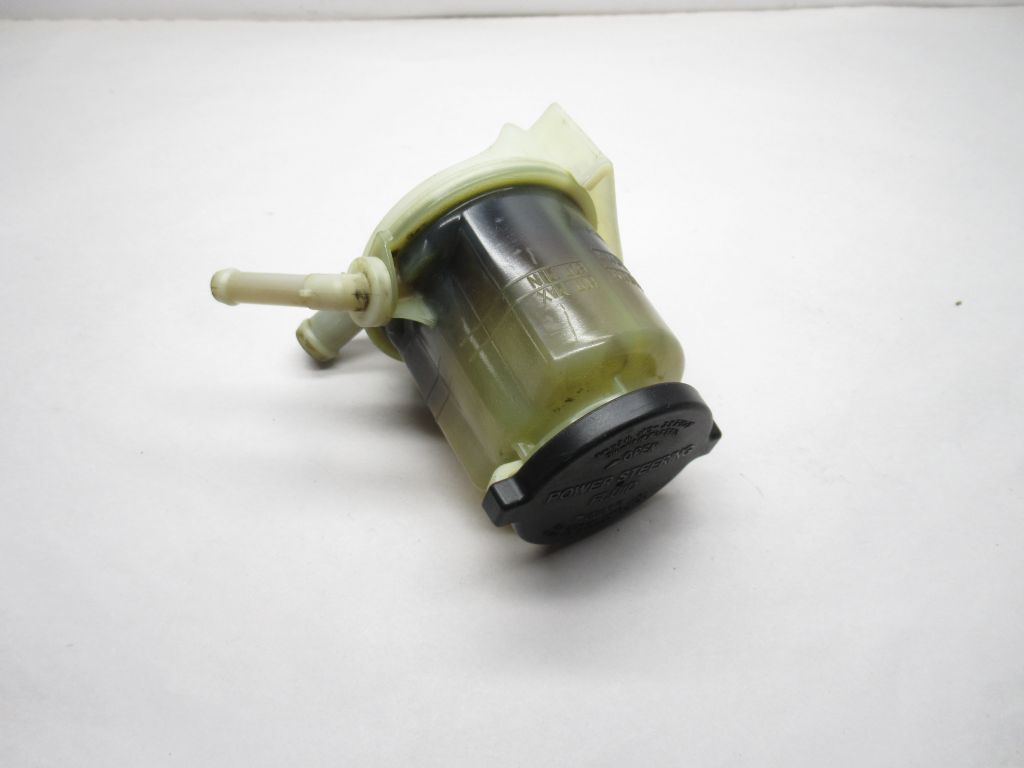 2004-2010 Toyota Sienna Vane Pump Oil Reservoir Assy 44360-08020 OEM