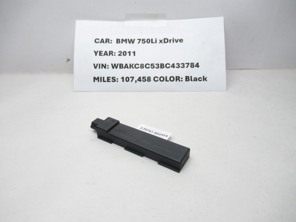 2011-2015 BMW 750Li xDrive Antenna Keyless Entry 6520922083202 OEM