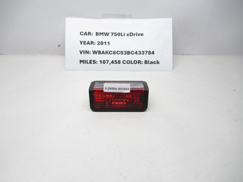 2011-2015 BMW 750Li xDrive Trunk LID Hatch Light 9185401 OEM