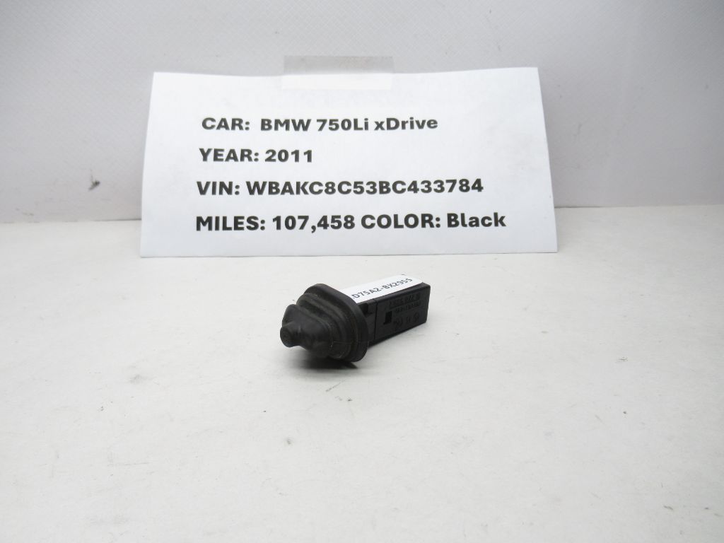11-14 BMW 750Li xDrive Fuel Filler Pocket Door Lid Release Switch 82289392 OEM