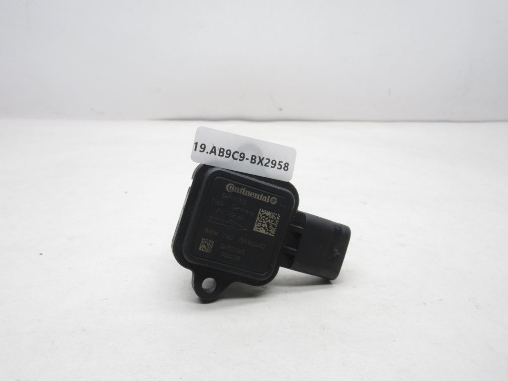 2011-2016 BMW 535i Mass Air Flow MAF Sensor 1362759362402 OEM