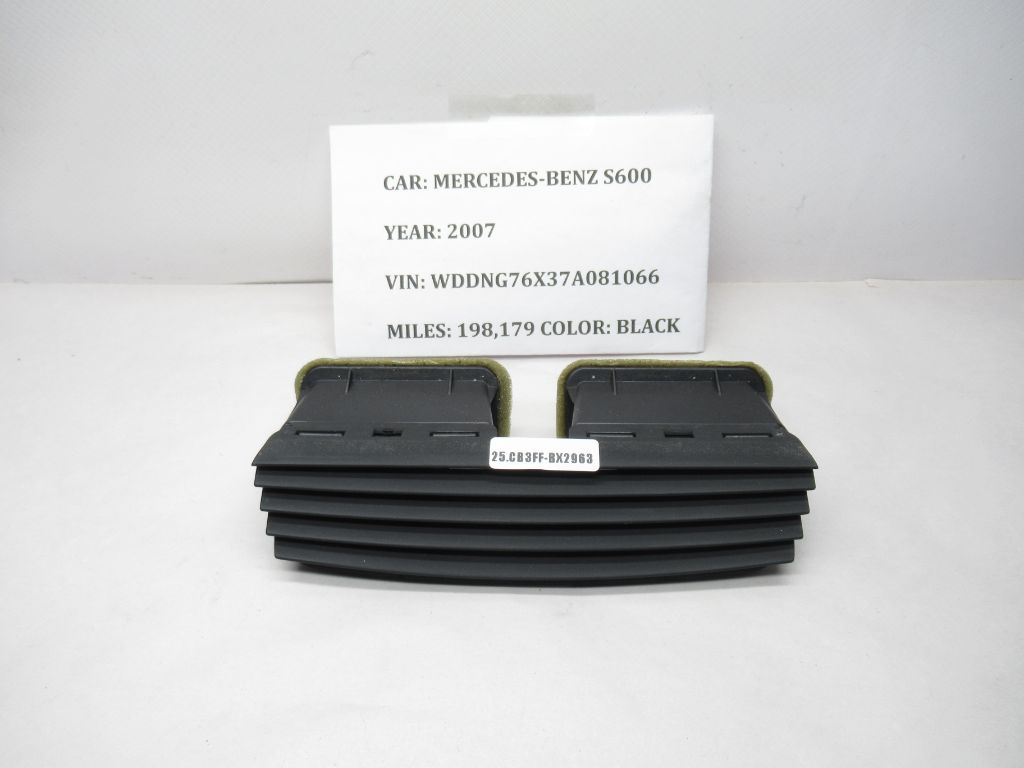 2007-2013 Mercedes-Benz S600 Center Dash AC A/C Air Vent A2216890066 OEM