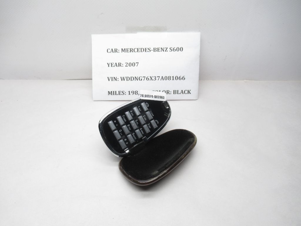 2007-2013 Mercedes S600 Center Console Phone Controller A2218230050 OEM