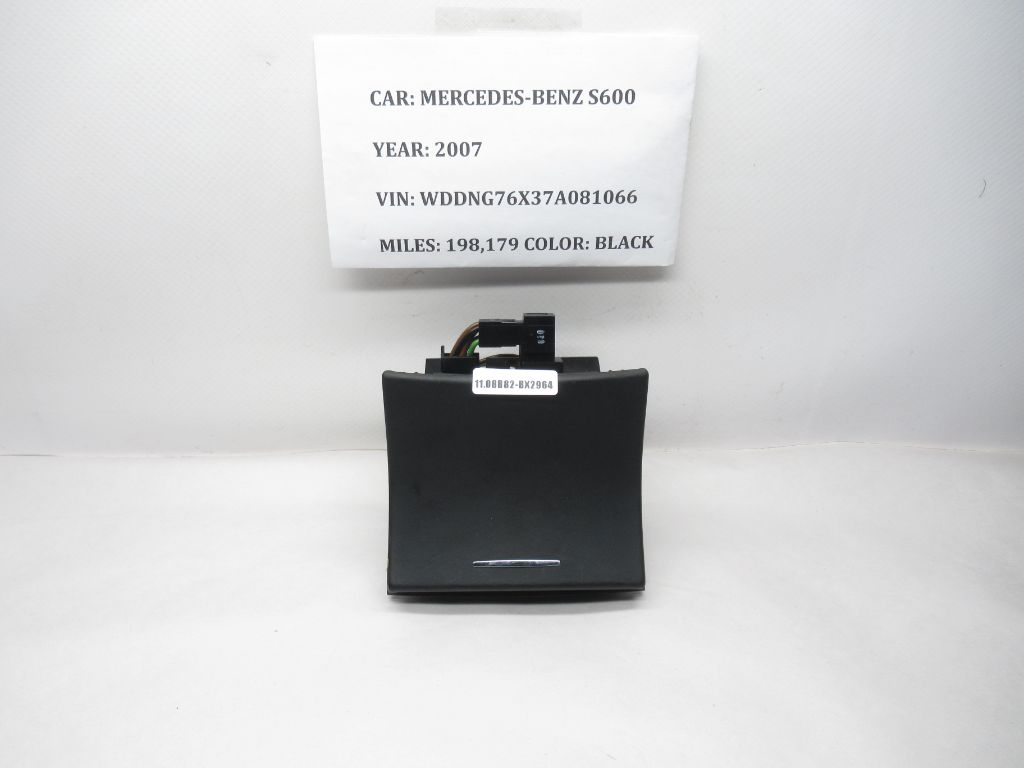 2007-2013 Mercedes S600 Center Console Power Outlet Lighter A2216802550 OEM