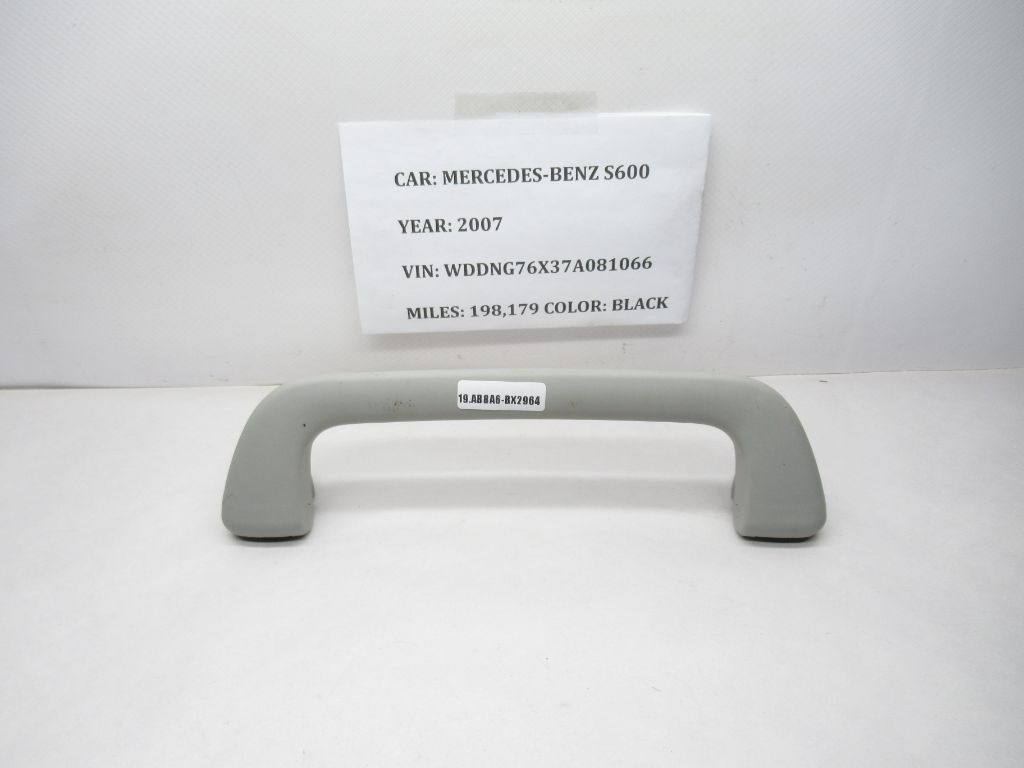 2007-2013 Mercedes S600 Rear Left Or Right Roof Grab Handle A2218100551 OEM
