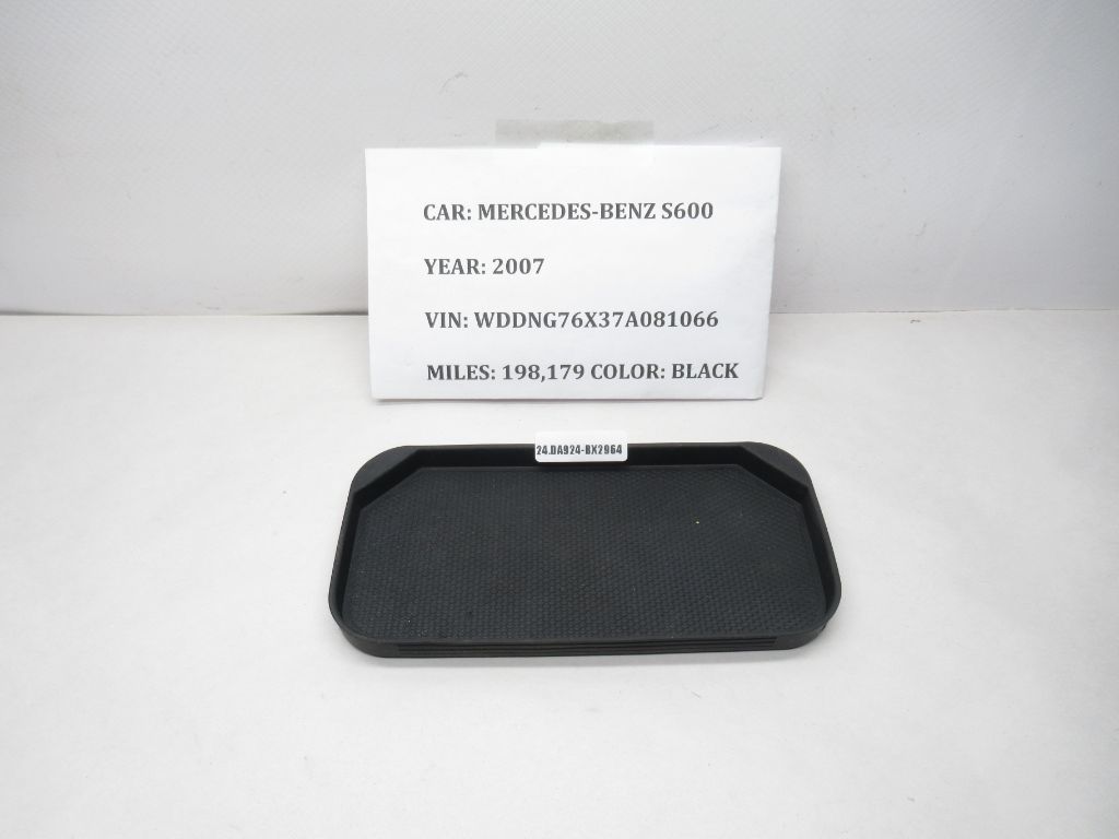 07-13 Mercedes S600 Center Console Cup Holder Pad Tray Insert A2216830251 OEM