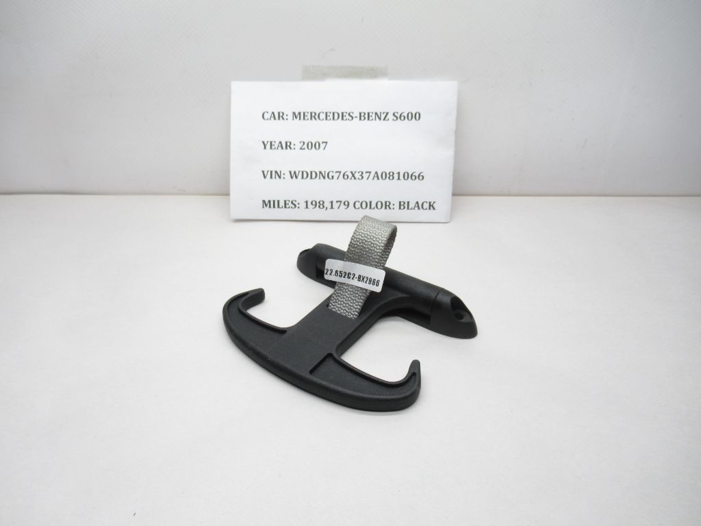 07-13 Mercedes S550 S600 Trunk Cargo Compartment Luggage Hook A2218140001 OEM