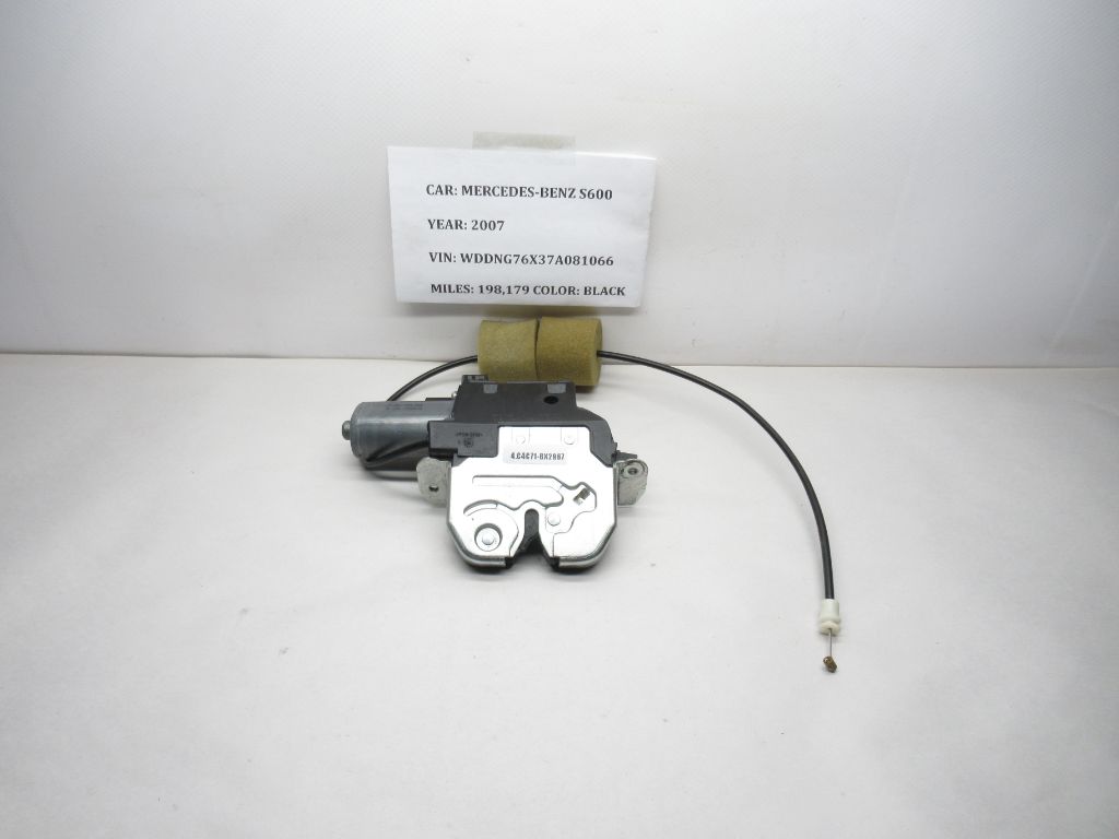 2007-2013 Mercedes S600 Rear Trunk Lid Latch Lock Actuator Motor 2217500085 OEM