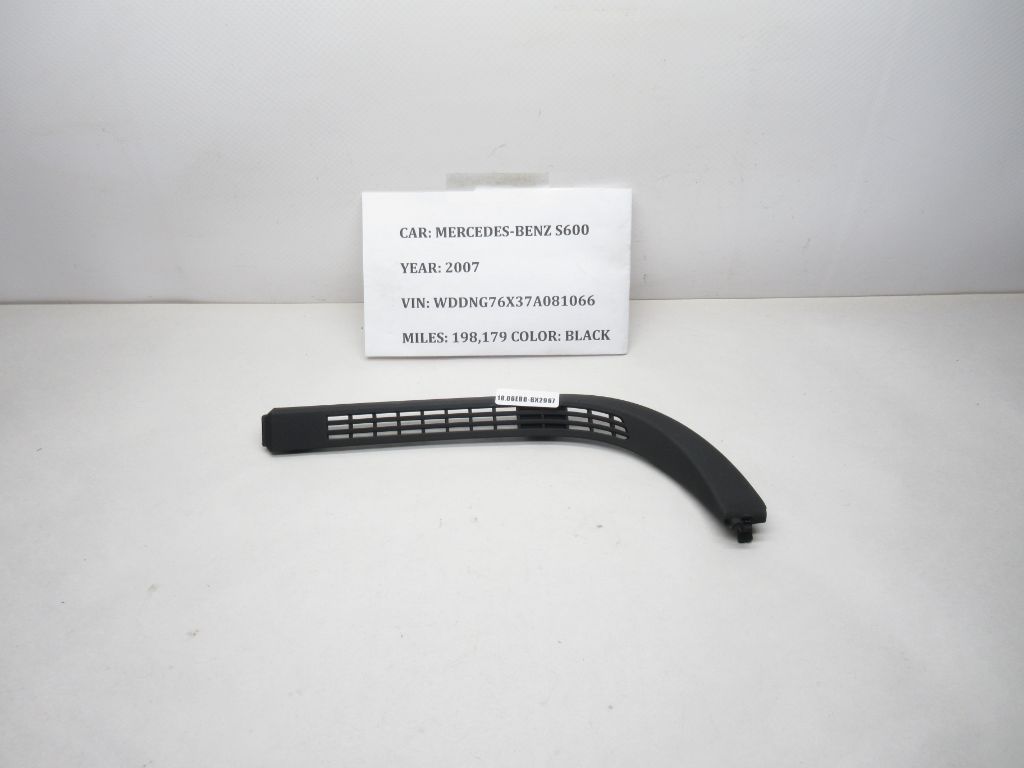 2007-2009 Mercedes S600 Front Dash Vent Grille Cover Trim A2218270280 OEM