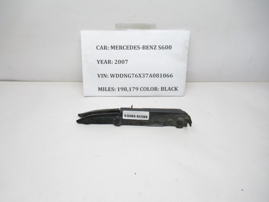 2007-2013 Mercedes-Benz S600 Front Left Bumper Support Bracket A2218850714 OEM