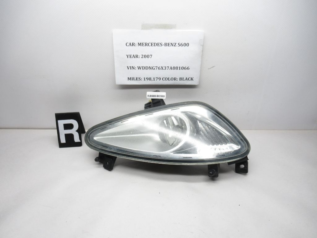 2007-2009 Mercedes S600 Front Right Side Fog Light Lamp A2218200256 OEM