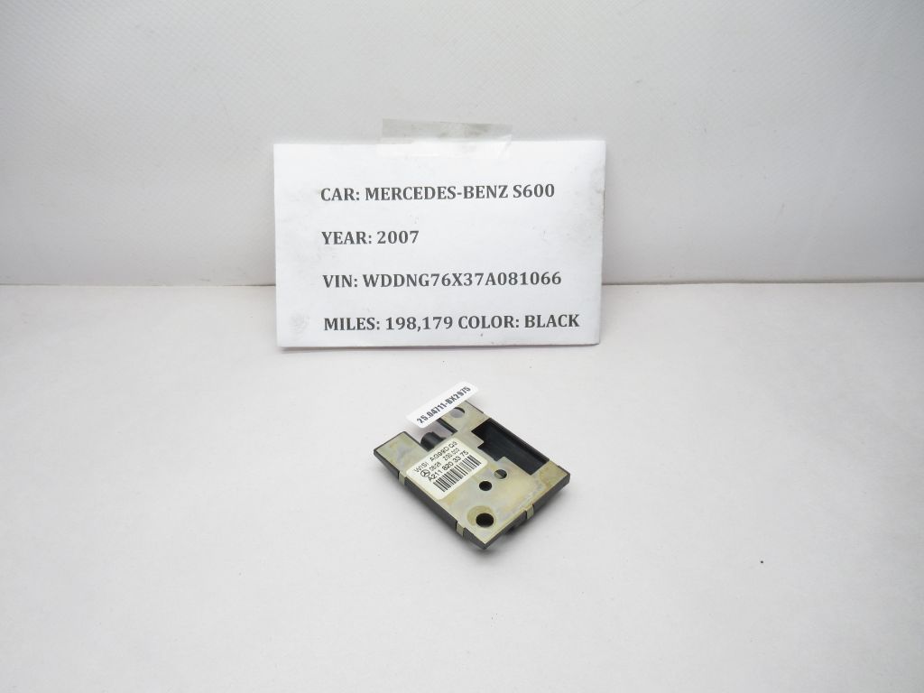 2007-2009 Mercedes-Benz S600 Bluetooth Antenna Amp A2118203375 OEM