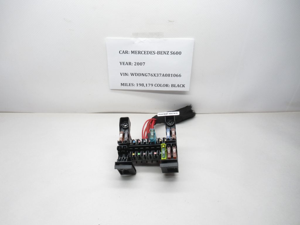 2007-2013 Mercedes S600 Fuse Relay Box 2215450601 OEM