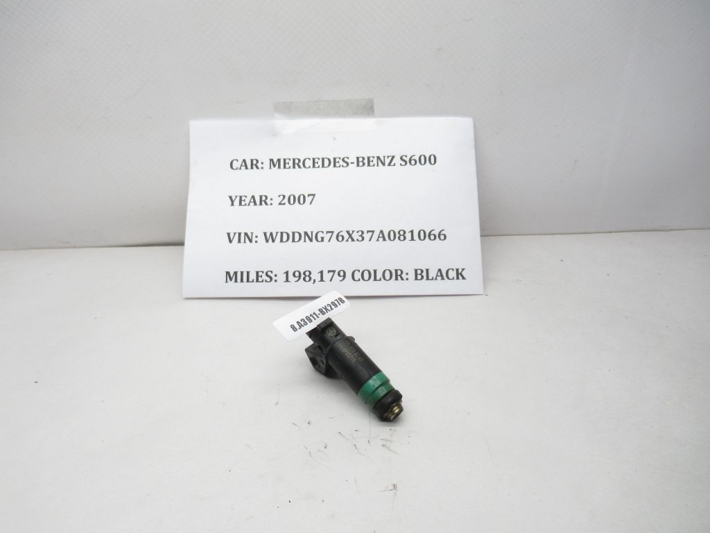 2007-2009 Mercedes-Benz S600 Fuel Injector 2750780249 OEM