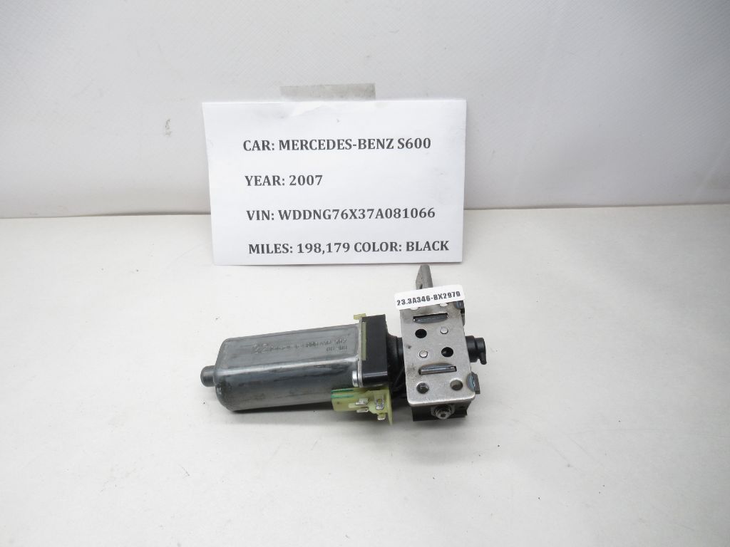 2007-2009 Mercedes-Benz S600 Power Seat Motor 0390203219 OEM