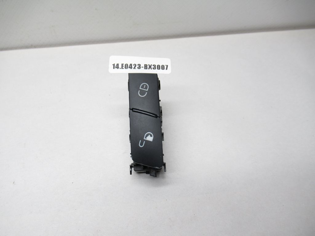 2013-2018 Mercedes-Benz G-Class Front Left Door Lock Switch A2049058402 OEM