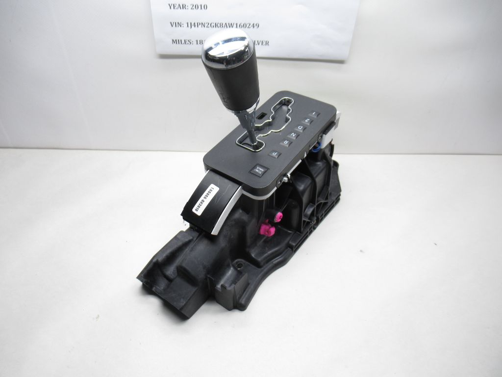 2008-2012 Jeep Liberty SHIFTER (G-1) 52125433AE OEM