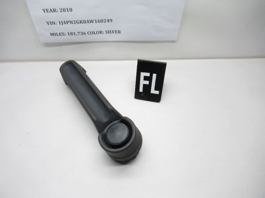 2010-2012 Jeep Liberty Front Left Exterior Door Handle 4445027873 OEM