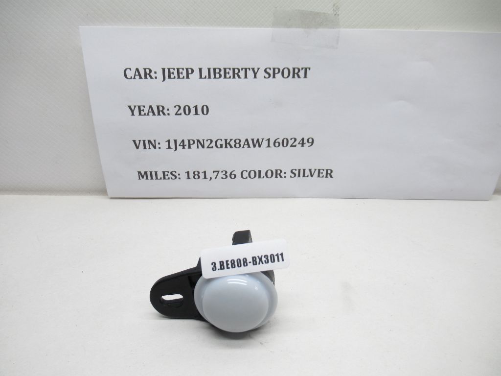 2002-2012 Jeep Liberty Courtesy Light  56042559AA OEM