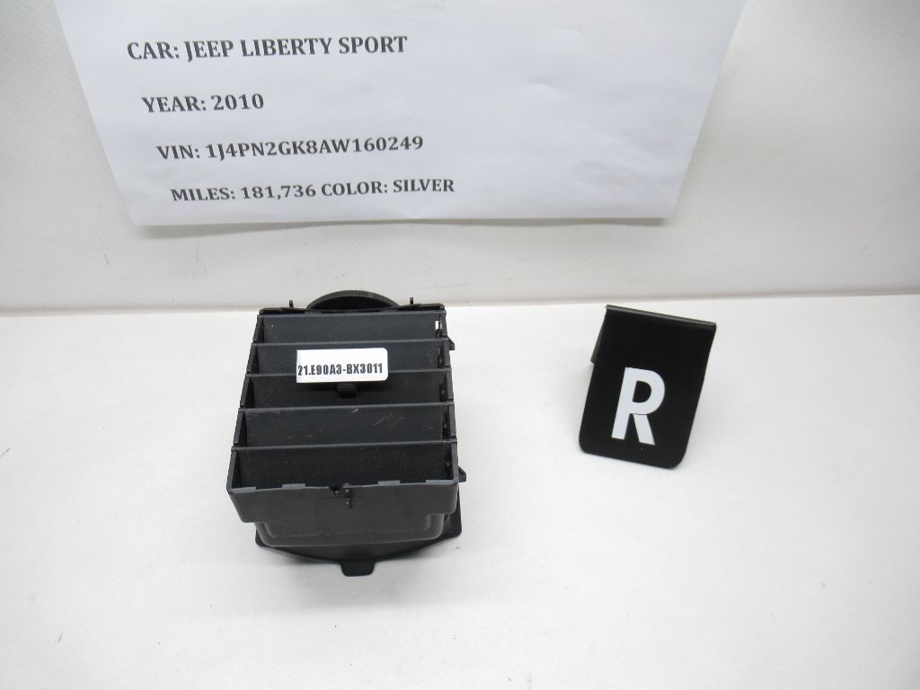 2008-2012 Jeep Liberty Center Dash AC Air Vent Right Passanger 1820759XDV OEM