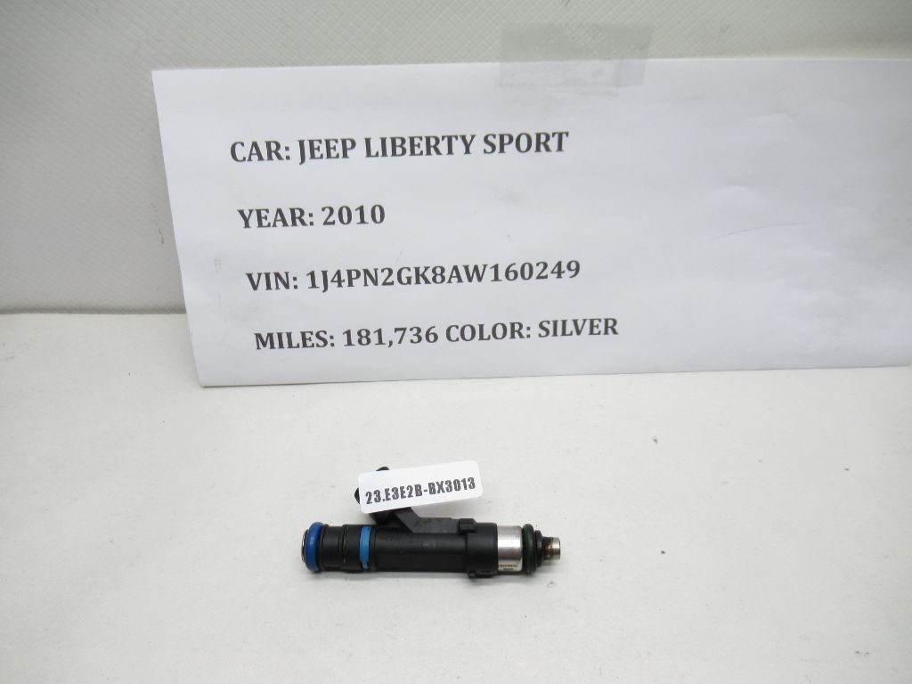 2004-2012 Jeep Liberty Fuel Injector Single 53032701AA OEM