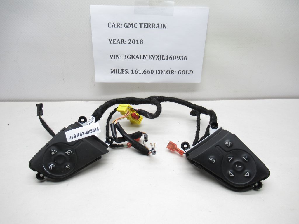 2018-2024 GMC Terrain Steering Wheel Control Switch Assy 23360938 / 23360935 OEM