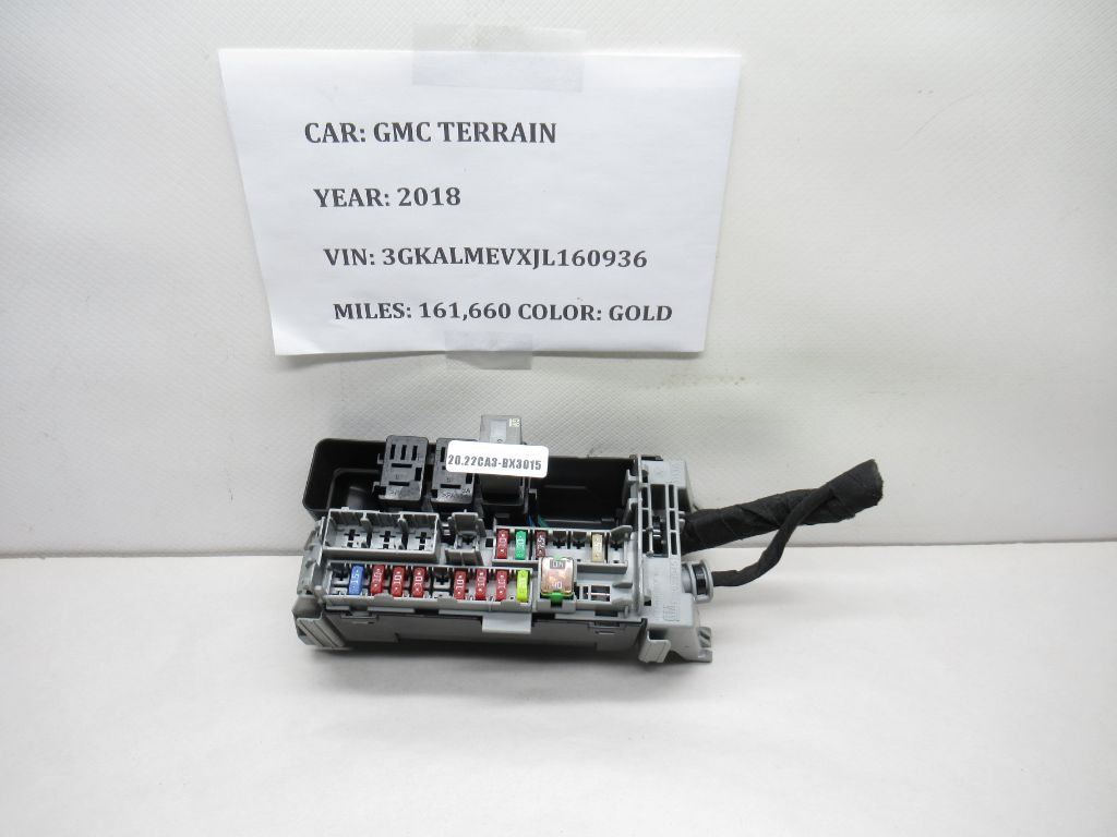 2018-2019 GMC Terrain Fuse Box 22923945 OEM