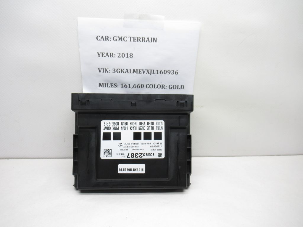 2018-2019 GMC Terrain Body Control Module 13522387 OEM