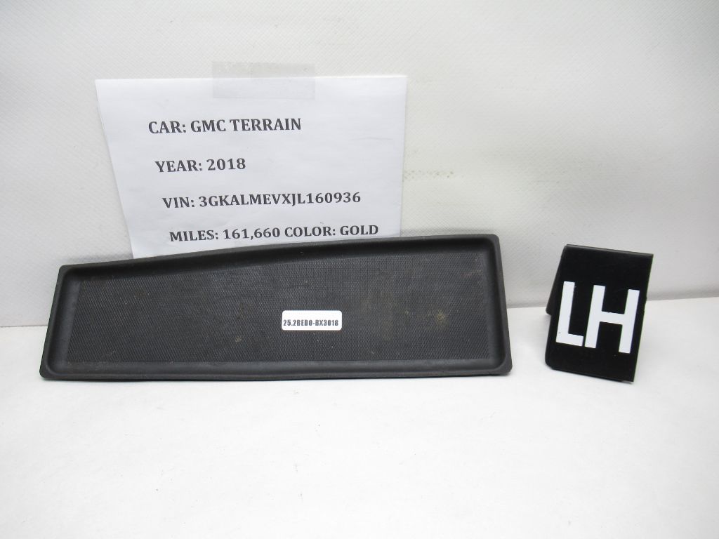 2018-2020 GMC Terrain Center Console Left Insert Mat Liner Cover 23406987 OEM