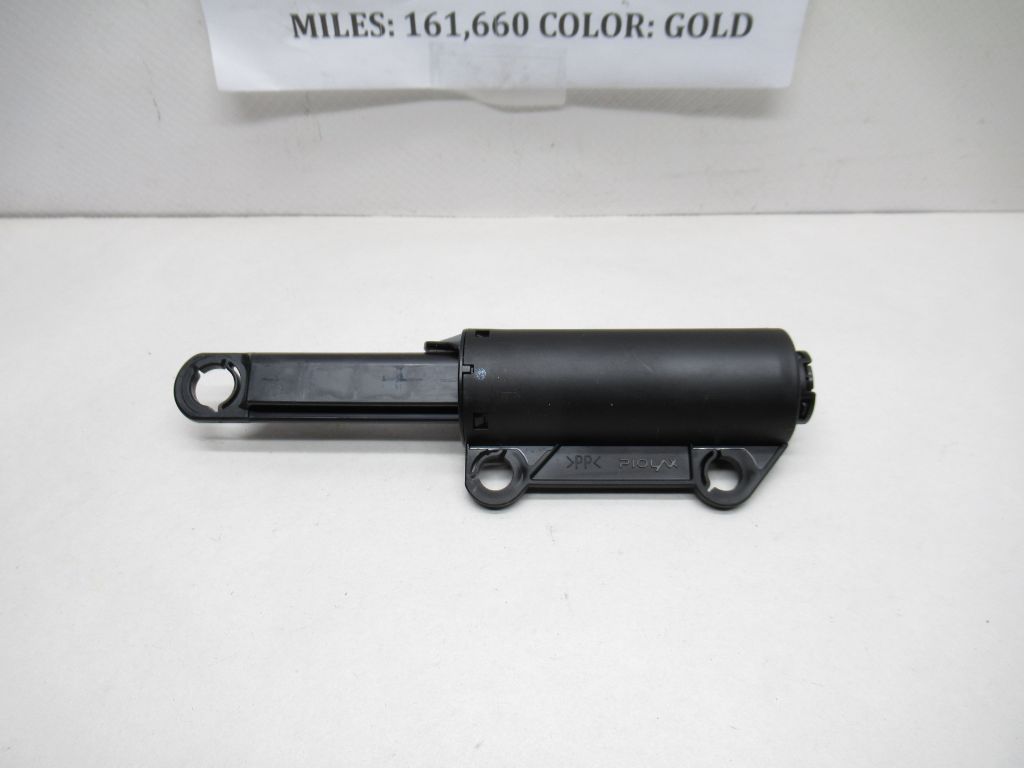 2018-2024 GMC Terrain Dashboard Glove Box Door Damper 13427447 OEM