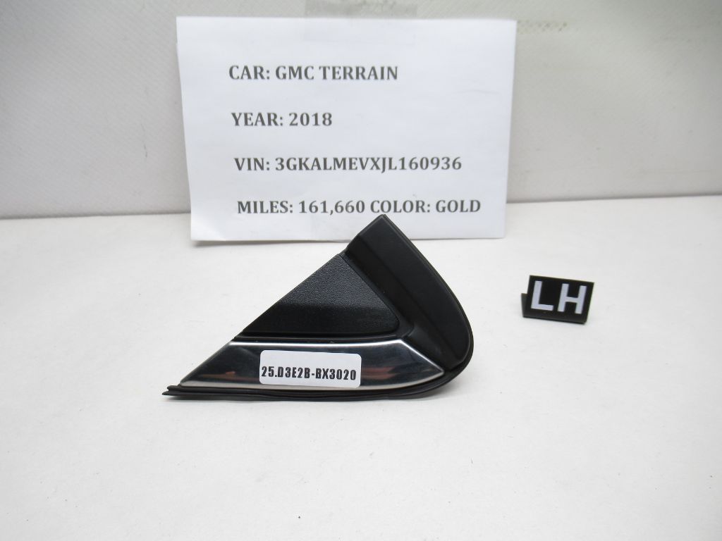 2018-2022 GMC Terrain Front Left Fender Corner Trim Molding 84107336 OEM