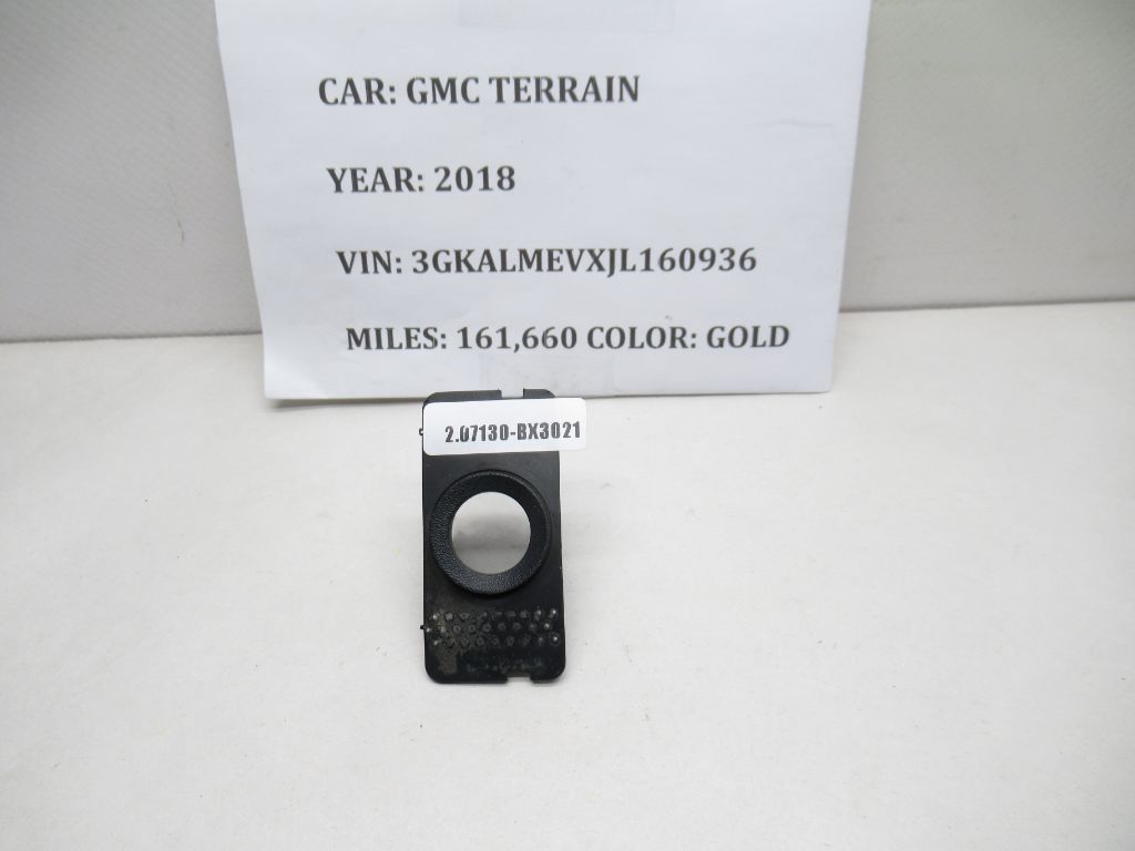 2018-2024 GMC Terrain Rear Parking Assist Alarm Sensor Bracket 84120940 OEM