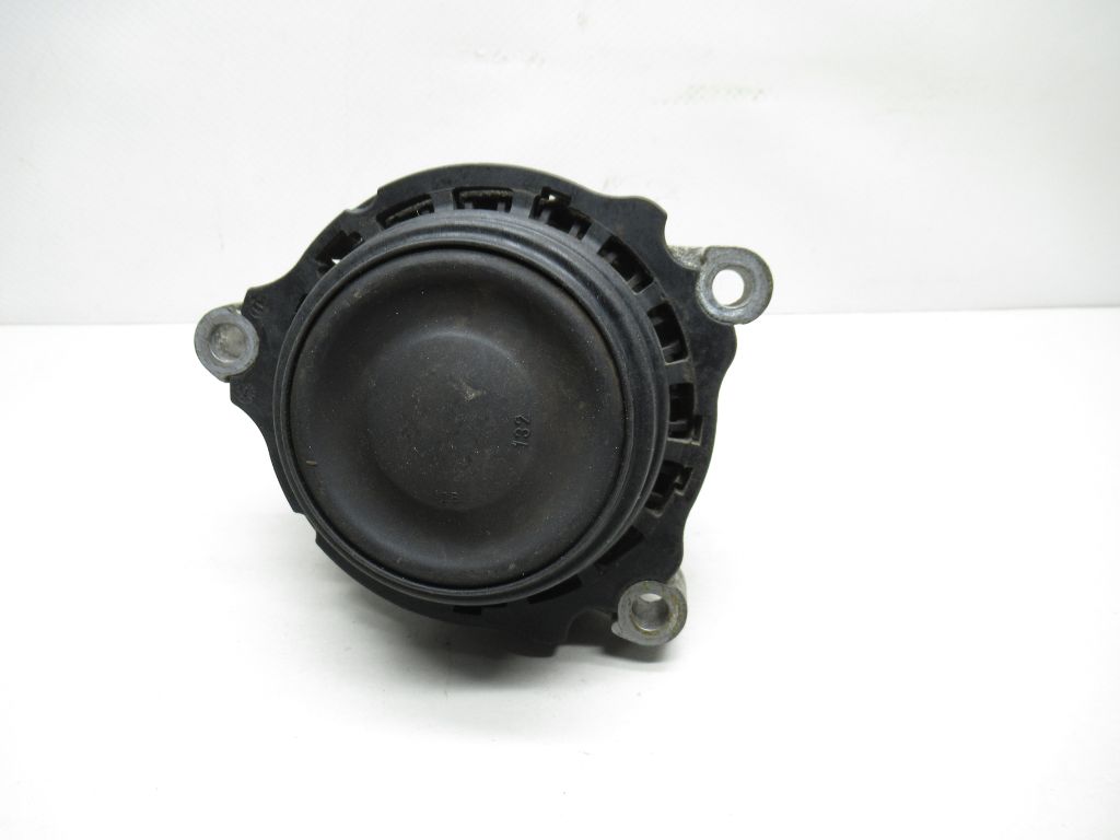 14-16 BMW 428i XDrive Front Left Engine Mount Support Bracket 6863821-02 OEM