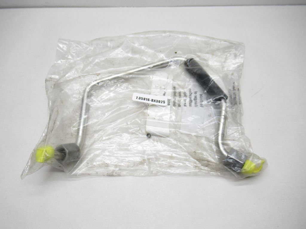 2012-2016 BMW 328I Fuel Injection High Pressure Pipe 13537585426