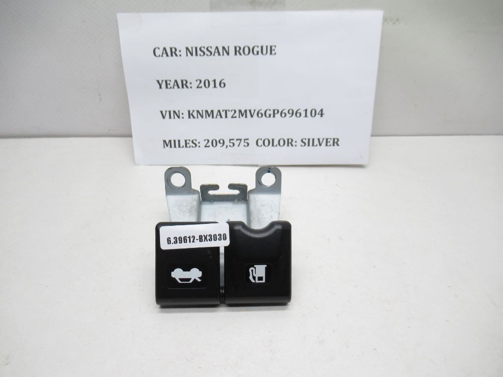 2014-2016 Nissan Rogue Hood Lock Control Release Handle 65622ED50A OEM