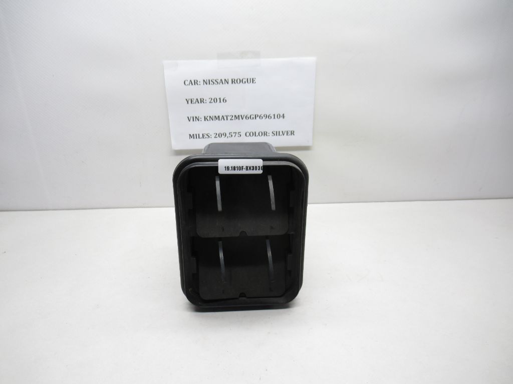 2016-2017 Nissan Rogue Right Quarter Pressure Air Vent Grille 76804-5HA0A OEM