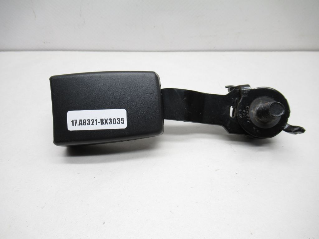 2010-2012 Chevrolet Traverse GMC Limited Second Row Seat Belt Buckle 19301276