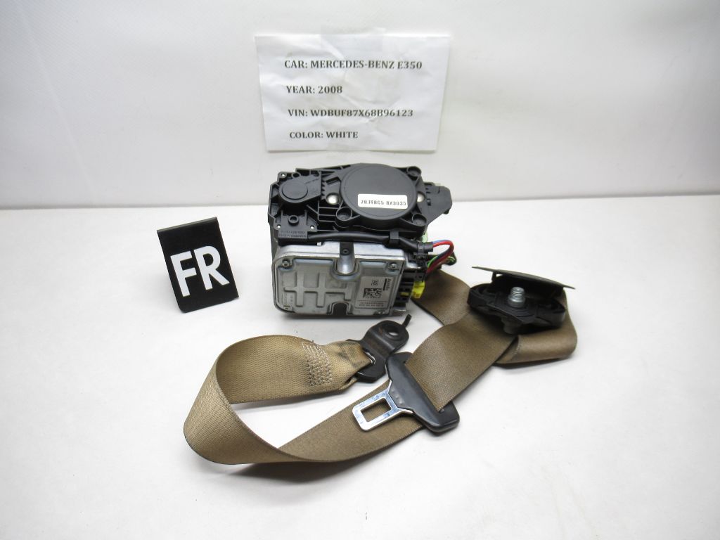 07-09 Mercedes E350 Front Right Seatbelt Seat Belt Retractor 2118605886 OEM