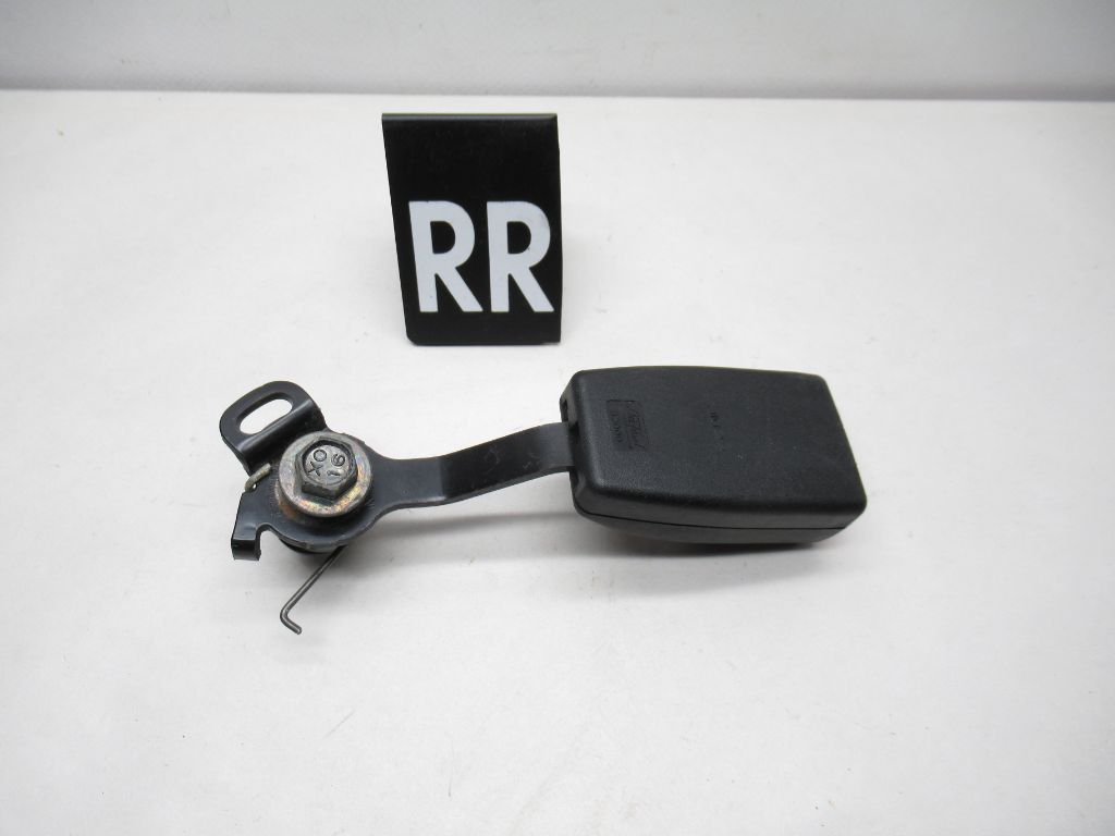 2006-2009 Mazda 5 Seat Belt Buckle Right Driver Rear Seat Latch BAA140257 OEM