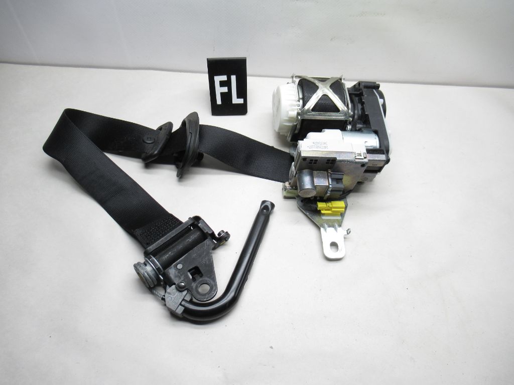 12-19 Mercedes GL550 GL450 Front Left Seat Belt Retractor 1668603786 OEM